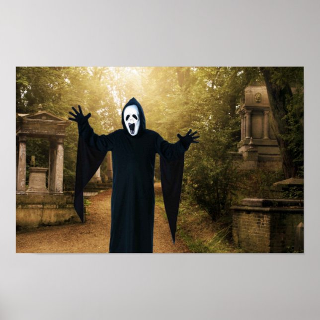 Don't scream ....RUN. Poster (Front)