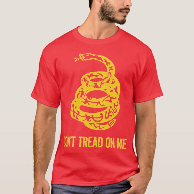 Don't Tread on Me T-Shirt (Front)