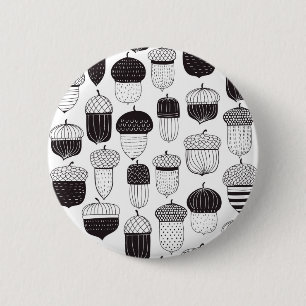 Doodle acorns autumn pattern 6 cm round badge