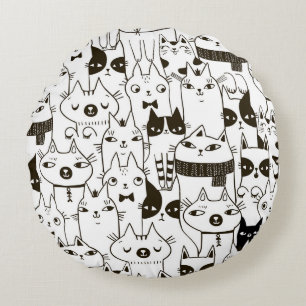 Doodle cats: funny seamless pattern. round cushion