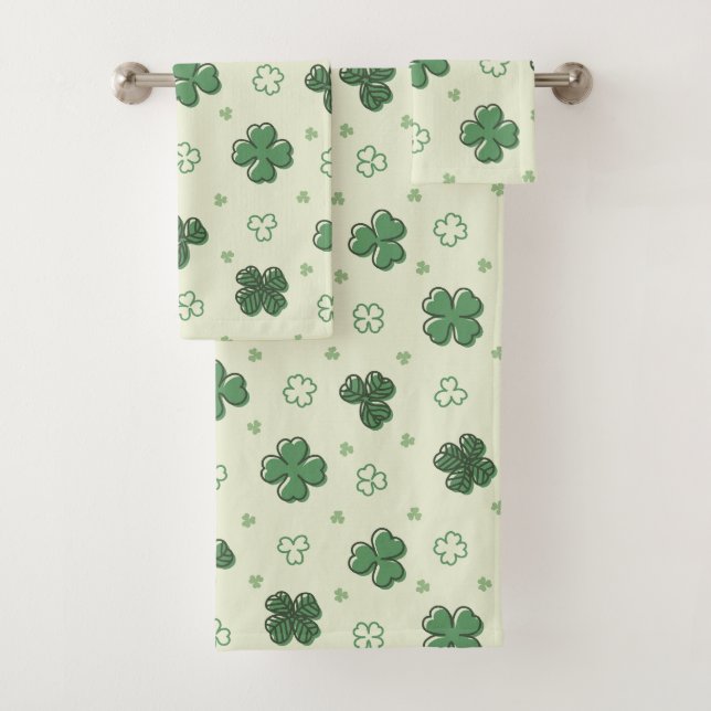 Doodle Shamrock Bath Towel Set (Insitu)