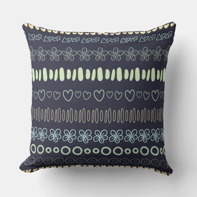 Doodles Pattern throw pillows (Front)