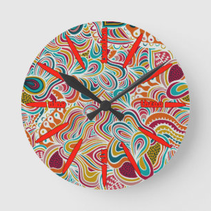 Doodling pattern round clock