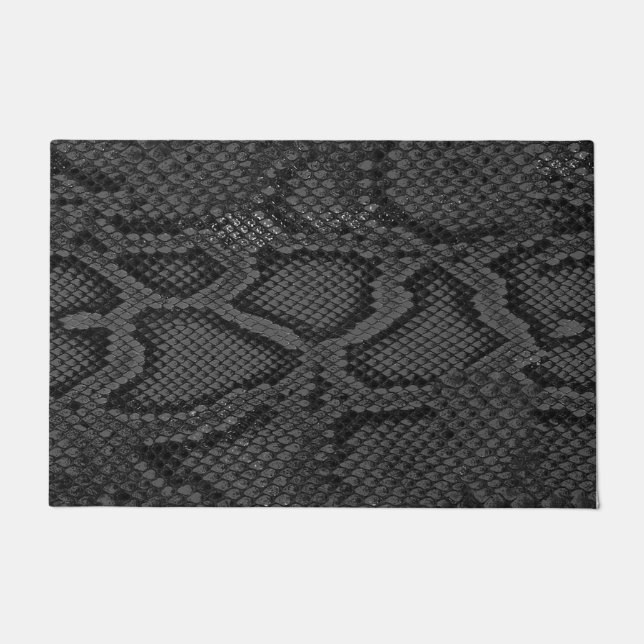Door Mat with gray snakeskin pattern (Front)