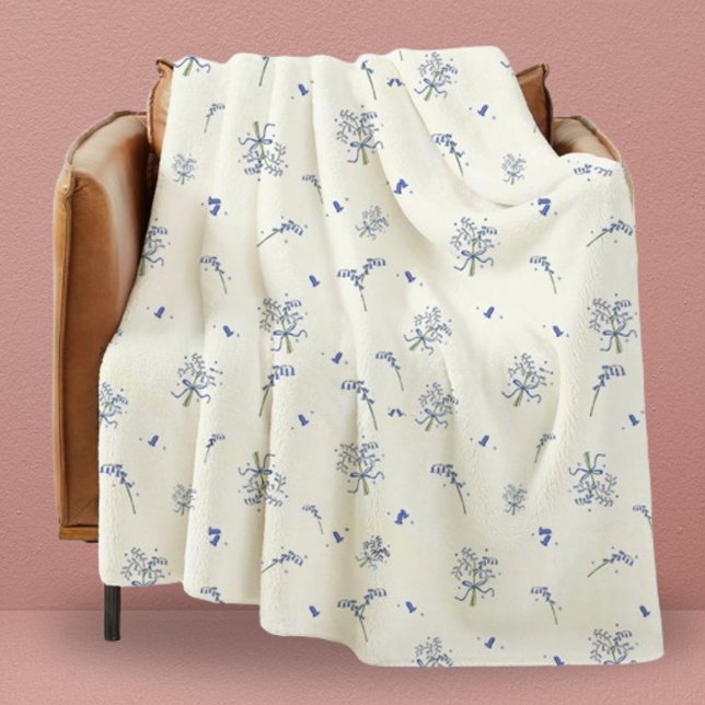 Dorm Modern Girly Bluebell Floral For Her Fleece Blanket (Throw Blanket)