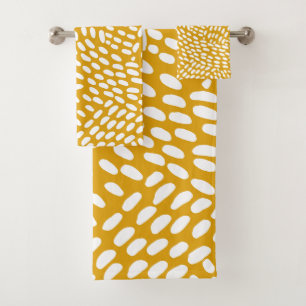 Dotted lines burnt yellow pattern bath towel set