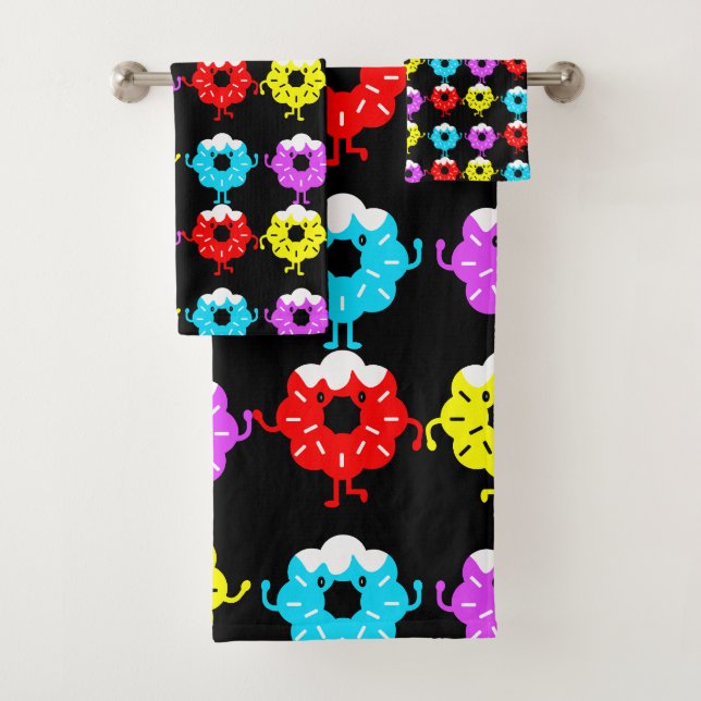 Doughnut Gifts And Decor Bath Towel Set (Insitu)