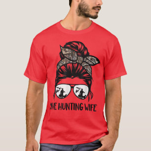 dove hunting life messy bun Funny Dove Hunter woma T-Shirt