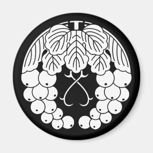 downhill grape magnet
