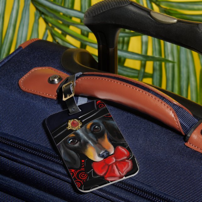 DOXIE  LUGGAGE TAG (Front Insitu 1)