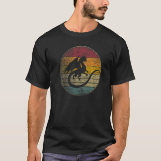 Dragon  Books Reading Vintage Distressed Retro 70s T-Shirt
