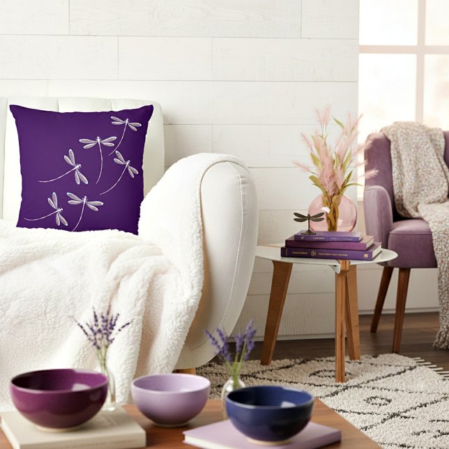 Dragonflies in flight cushion (Creator Uploaded)