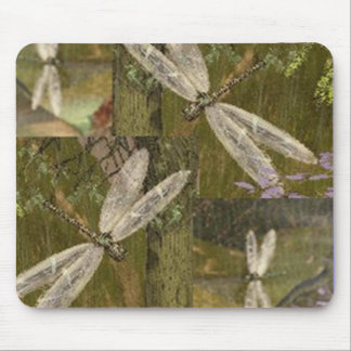 Dragonflies Mouse Pad