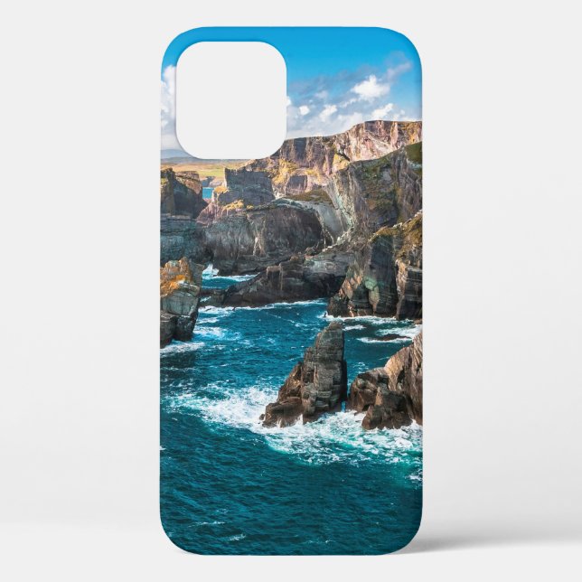 Dramatic landscape at Mizen Head on Atlantic coast Case-Mate iPhone Case (Back)