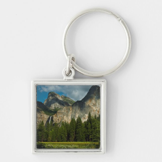 Dramatic View Of Yosemite Valley From The Gates Key Ring (Front)