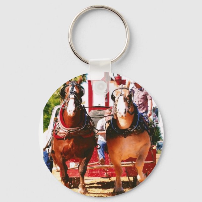 draught horse pulling key ring (Front)