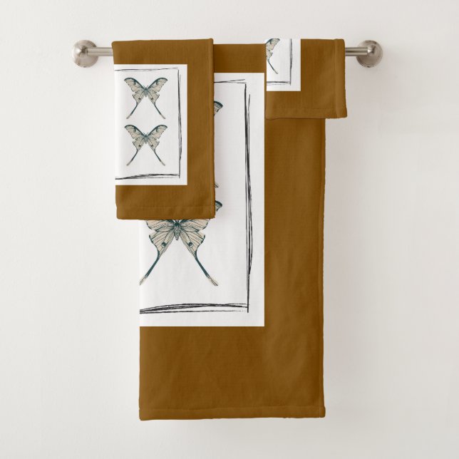 Drawings with sophisticated charm bath towel set (Insitu)
