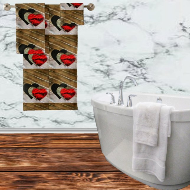 Dream Hearts A' Fallen  Bath Towel Set (Set out the towels, in time for Valentine's Day!)