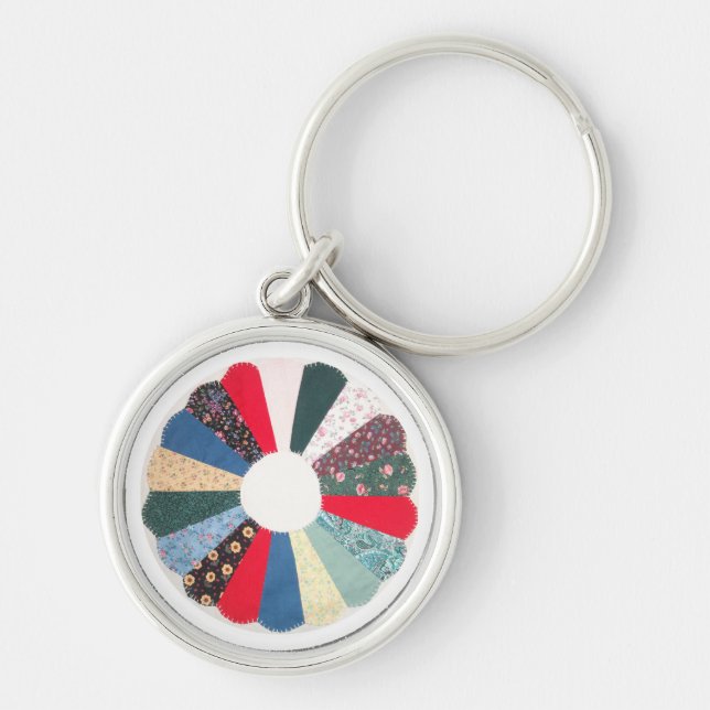 Dresden Plate Quilt Keychain (Front)