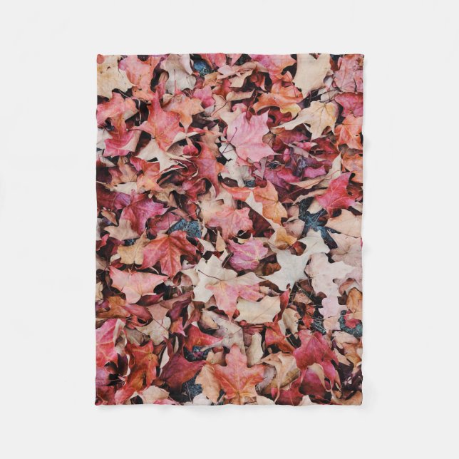 Dried leaves fleece blanket (Front)