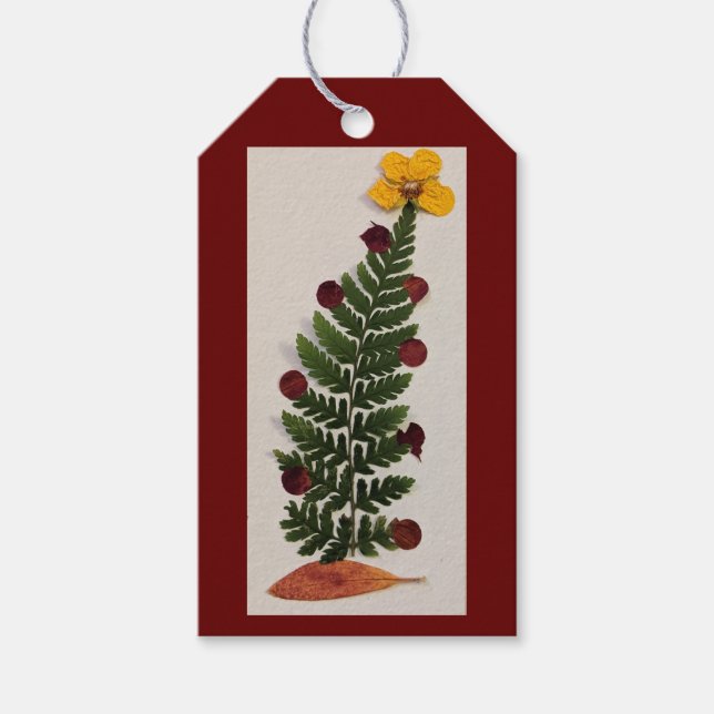 Dried Press Flower Christmas Tree Gift Tag (Front)