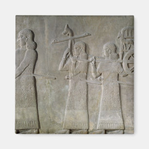 Drinking vessels & the Royal chariot Magnet