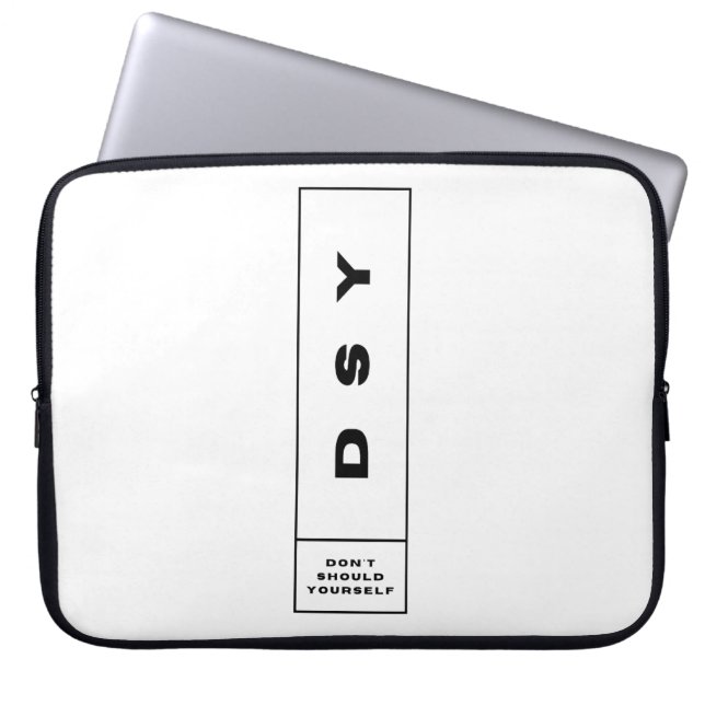 DSY LOGO ONE LAPTOP SLEEVE (Front)