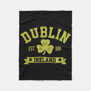 Dublin Ireland Shamrock Clover Clover Leaf Design Fleece Blanket