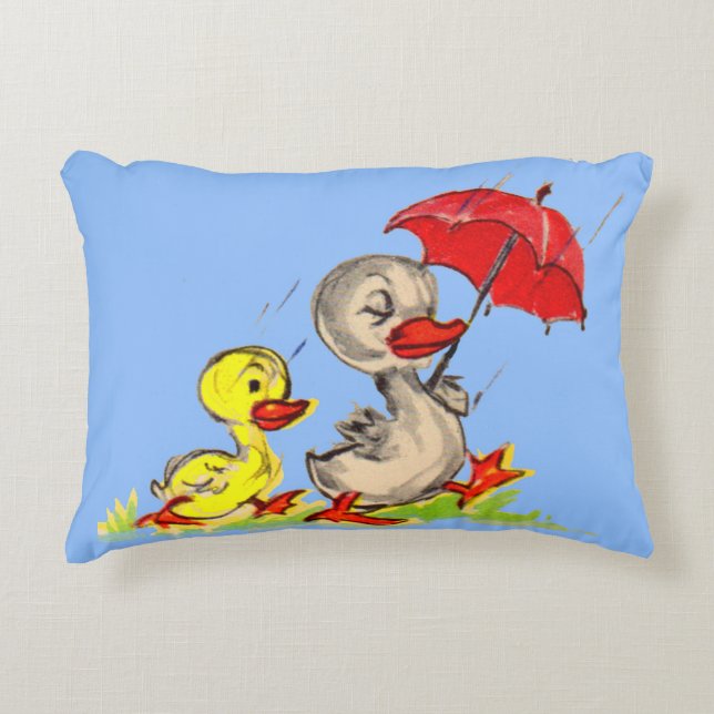 duck and duckling print decorative cushion (Front)