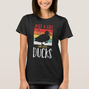Duck Just A Girl Who Loves Ducks Retro Vintage T-Shirt