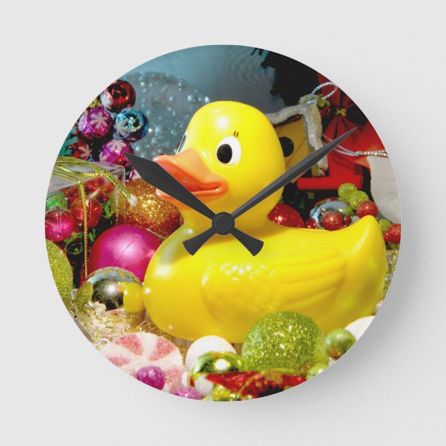 Ducky Christmas I Round Clock (Front)