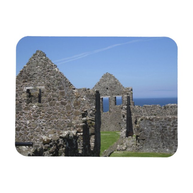 Dunluce Castle near Bushmills and Portrush, Magnet (Horizontal)