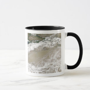 Dust and clouds hovered over the Taklimakan Des Mug
