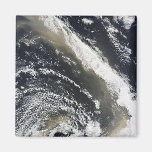 Dust storm blowing over the Tasman Sea Magnet