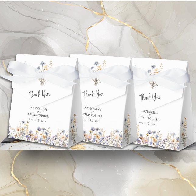 Dusty Blue Wildflowers BOHO Wedding Thank You Favour Box (Dusty Blue Wildflowers BOHO Wedding Thank You Favor Bow Box with Couple Names, Wedding Date.
)