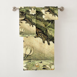 Dutch Art Nouveau Toad and Dogwood  Bath Towel Set