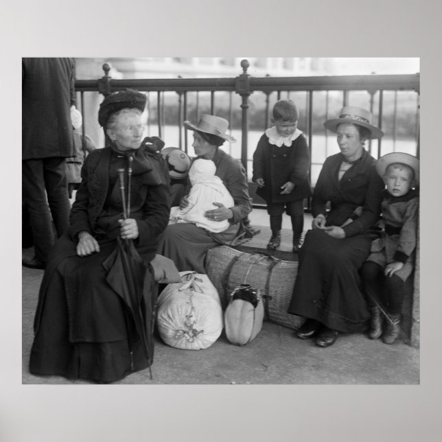 Dutch Family at Ellis Island, early 1900s Poster (Front)