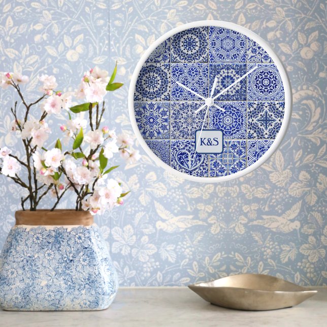 Dutch Tiles in Blue & White Vintage Pottery custom Clock (Creator Uploaded)