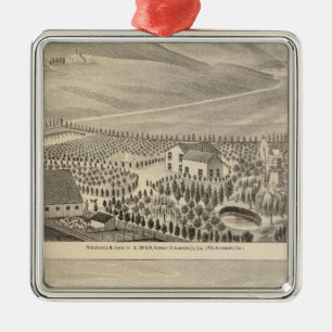 Dyer, Hupers properties Metal Tree Decoration