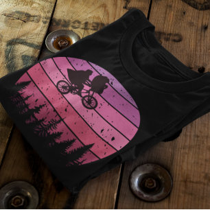 E.T extra terrestrial - classic movie 1980s T-Shirt