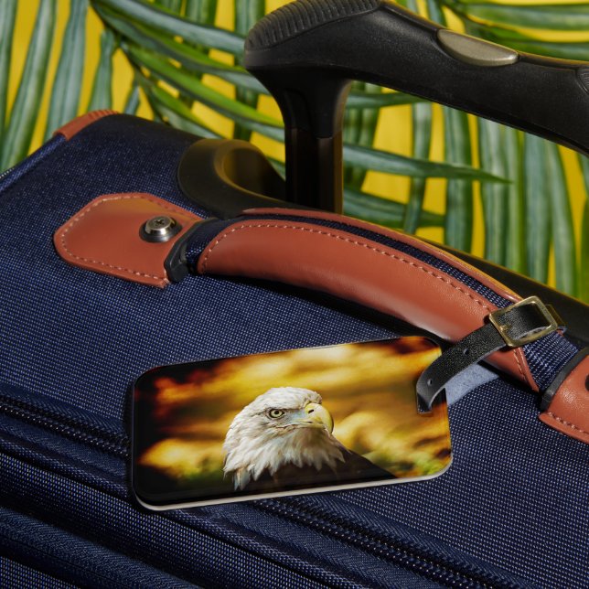 Eagle  luggage tag (Front Insitu 3)