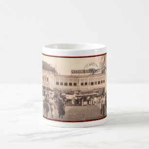 EARLY 20TH CENT. ATLANTIC CITY IMAGE COFFEE MUG