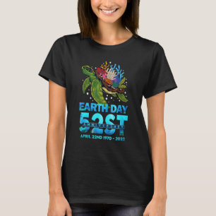 Earth Day 52st Anniversary 2022 Turtle Planet Envi T-Shirt