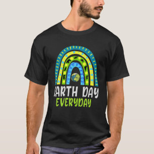 Earth Day Everyday Cute Rainbow Earth Lover Kids T T-Shirt
