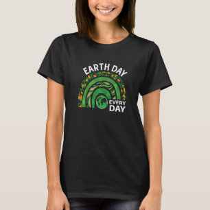 Earth Day Everyday Rainbow Costume Earth Day Men W T-Shirt