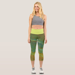 Earthly Green, wavy pour, Tan bottom Capri Leggings