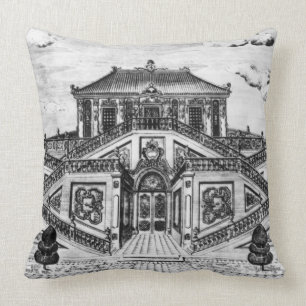 East side of the Palace of the Calm of the Sea, Ga Cushion