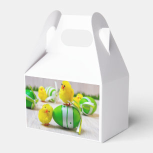 Easter Decoration - Easter egg and chicks Favour Box