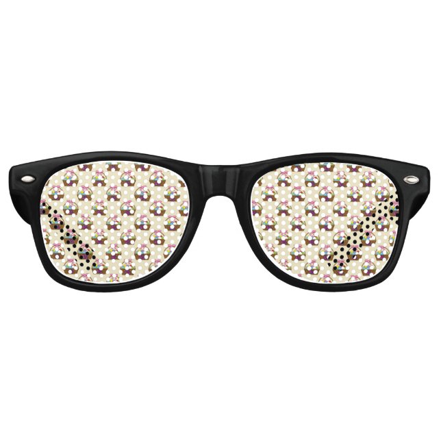 Easter Egg Hunt Basket w Pastel Eggs Pattern Retro Sunglasses (Front)