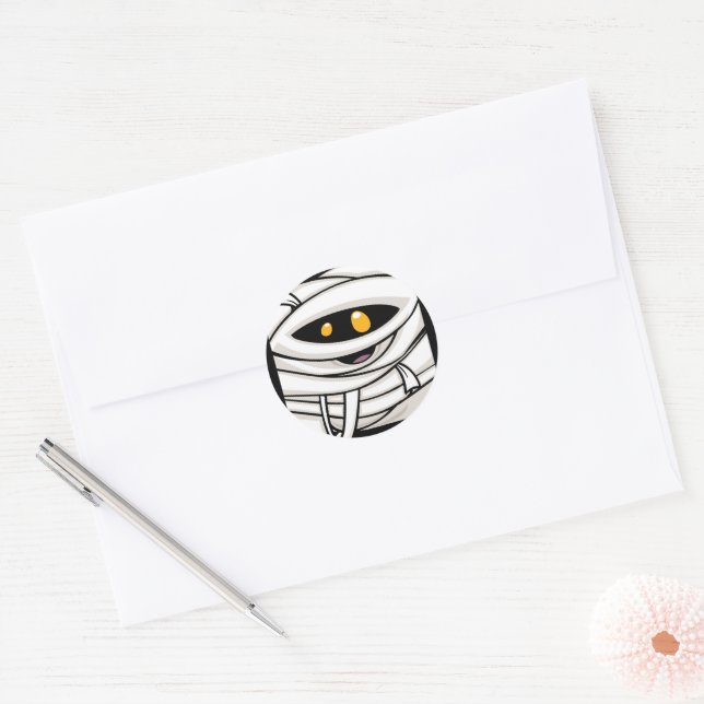 Easy Halloween Costume  Mummy  Wrap Face Classic Round Sticker (Envelope)